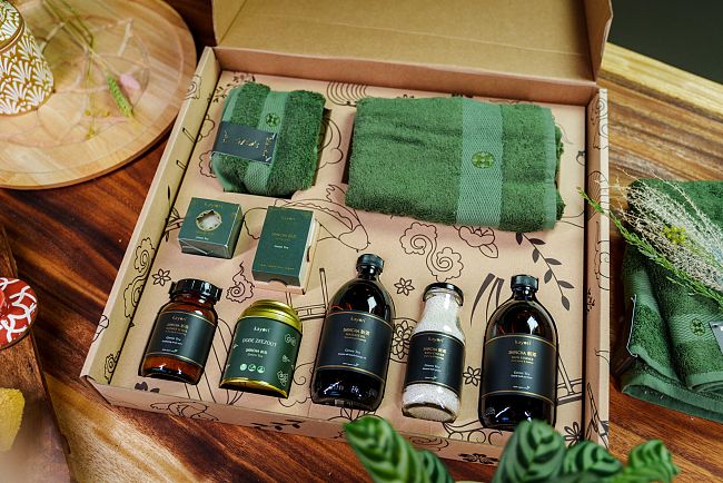 Giftbox - Take your time  (3).jpg